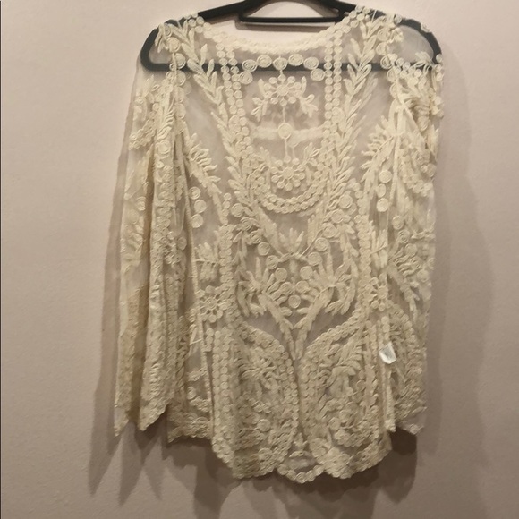 Blouse - Picture 2 of 2